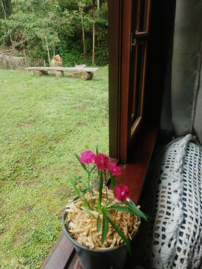 Chale Vale Das Flores - Visconde De Maua Rj Εξωτερικό φωτογραφία